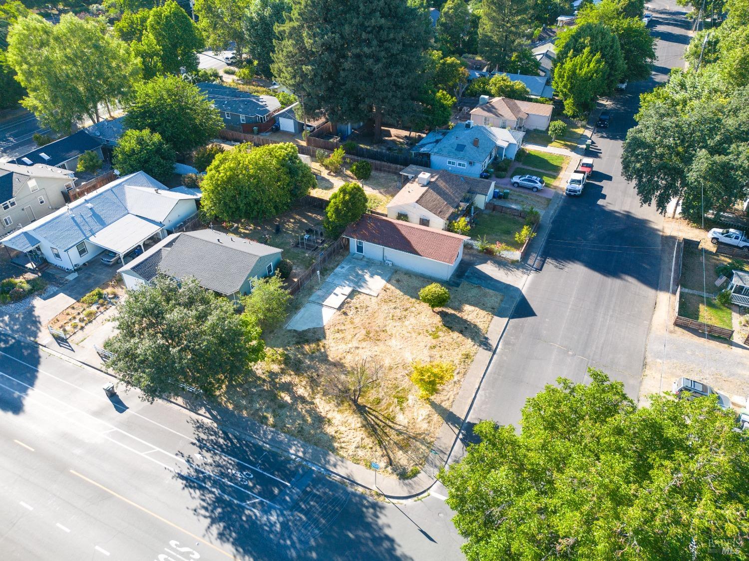 Detail Gallery Image 20 of 24 For 402 Grove Ave, Ukiah,  CA 95482 - 1 Beds | 1 Baths