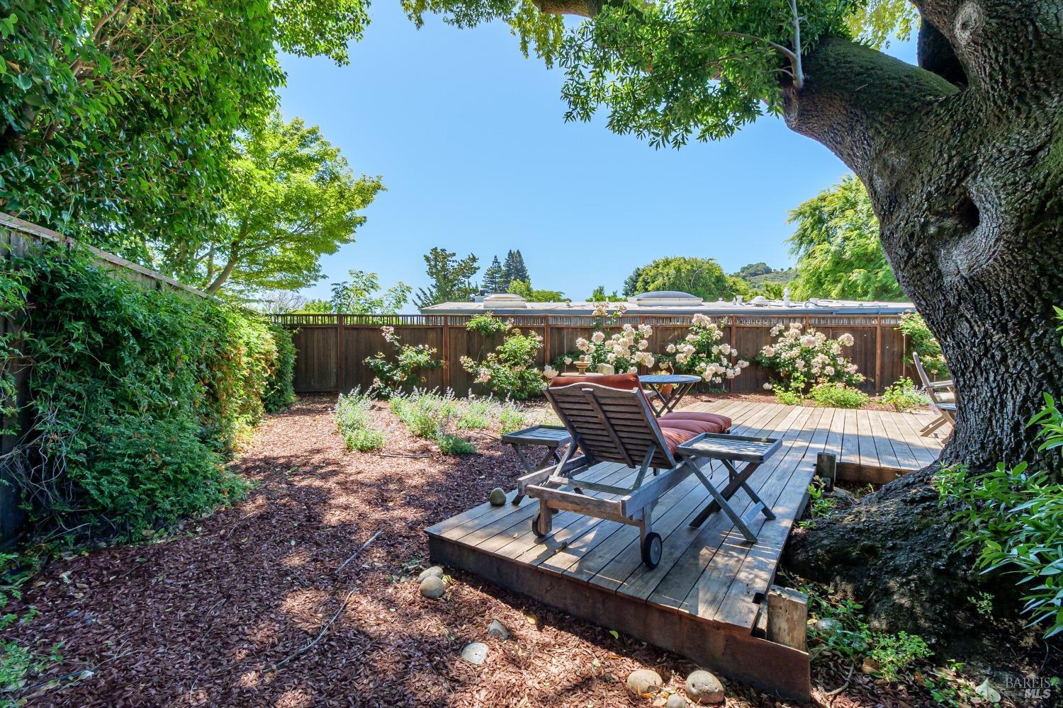 Detail Gallery Image 24 of 30 For 9 Mount Rainier Ct, San Rafael,  CA 94903 - 3 Beds | 2 Baths