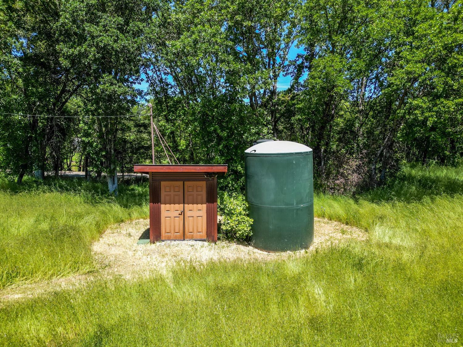 Detail Gallery Image 32 of 35 For 2201 Road H Unkn, Redwood Valley,  CA 95470 - 5 Beds | 3 Baths