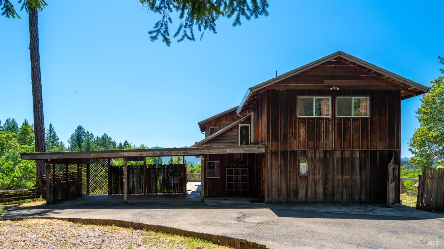 Detail Gallery Image 4 of 64 For 17000 Old Boy Scout Rd, Willits,  CA 95490 - 3 Beds | 2/1 Baths