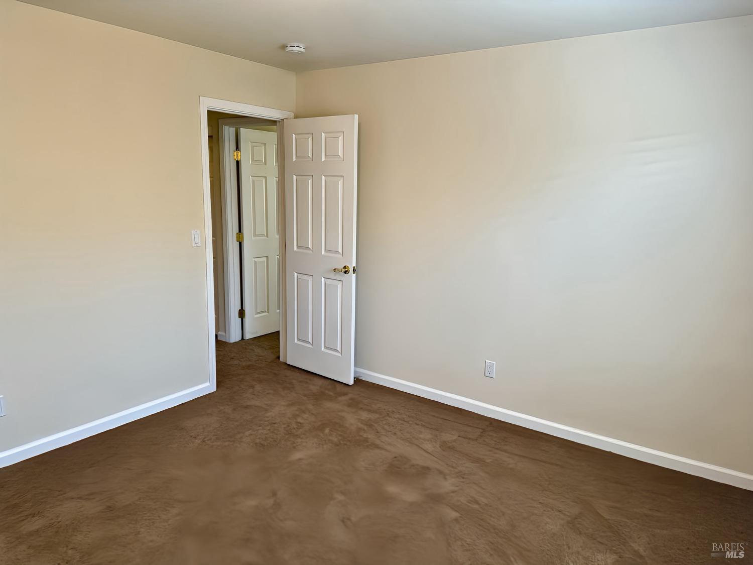 Detail Gallery Image 19 of 26 For 16499 Ridgecrest Ct, Hidden Valley Lake,  CA 95467 - 3 Beds | 2 Baths