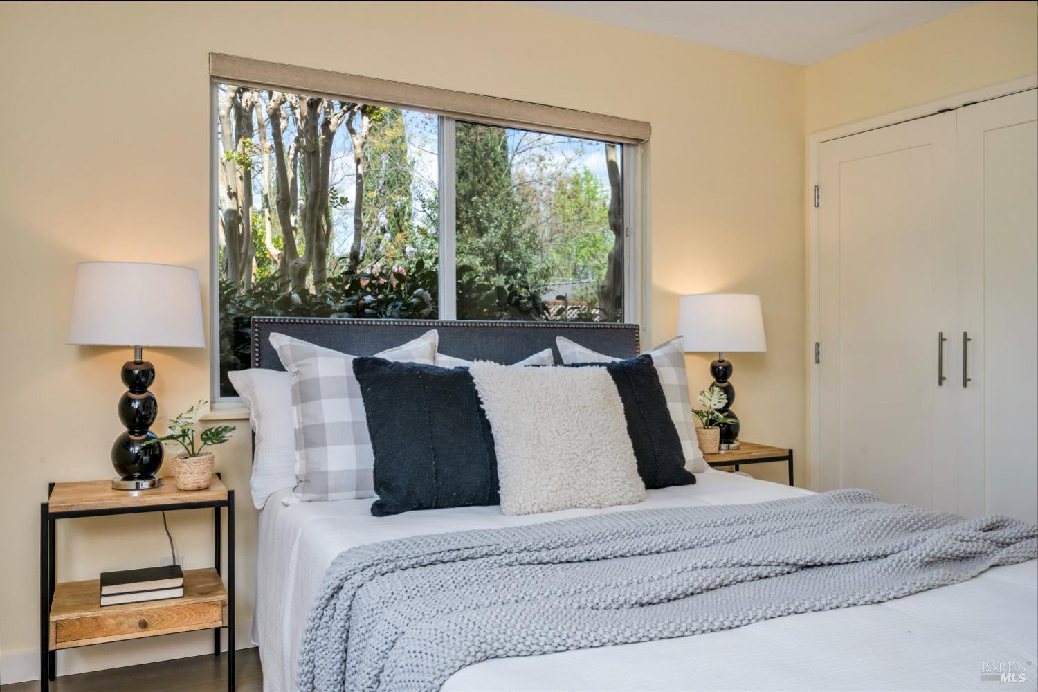 Detail Gallery Image 14 of 20 For 1124 Hudson Ave, Saint Helena,  CA 94574 - 3 Beds | 2 Baths