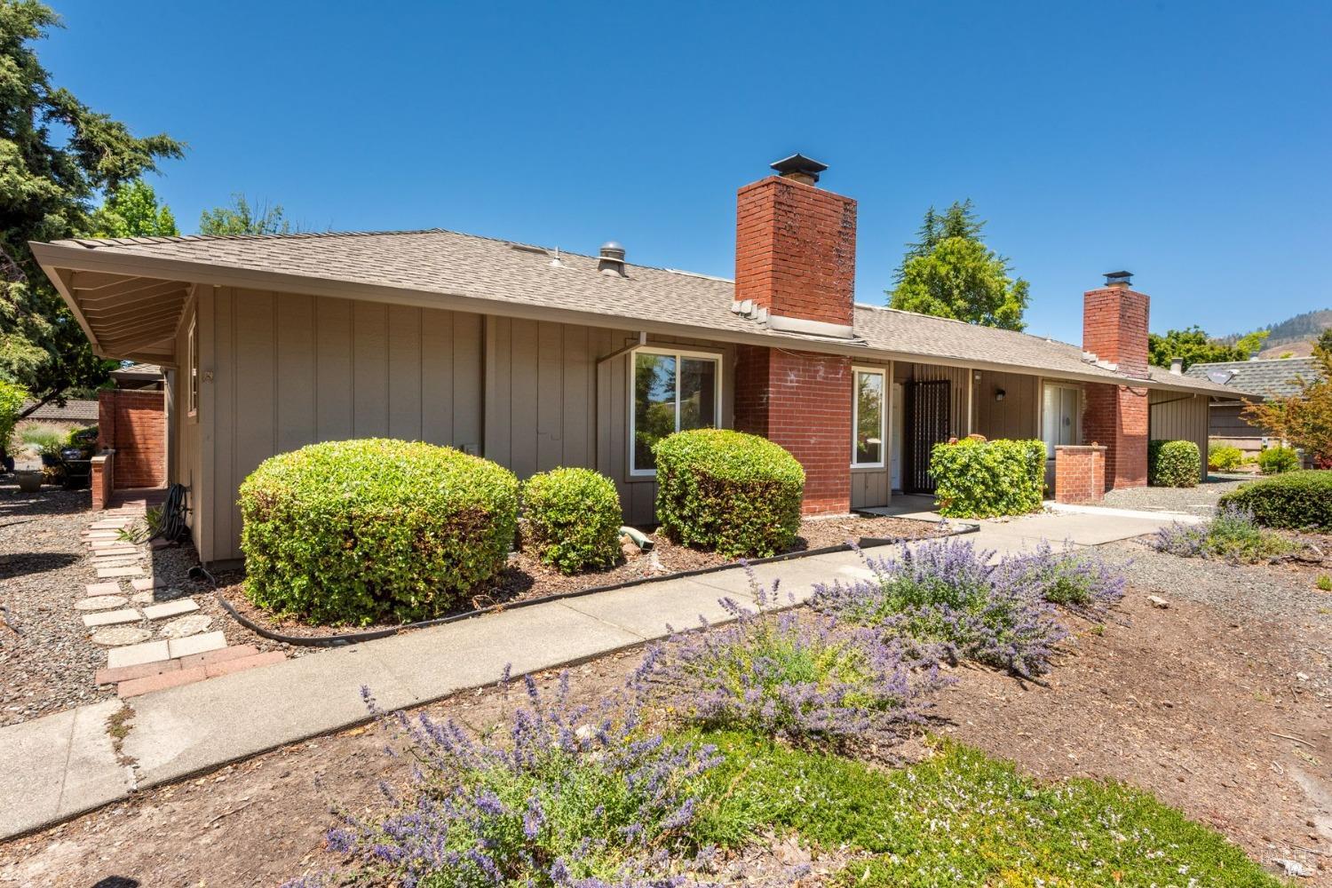 Detail Gallery Image 1 of 1 For 12 Woodgreen St #12,  Santa Rosa,  CA 95409 - 1 Beds | 1 Baths