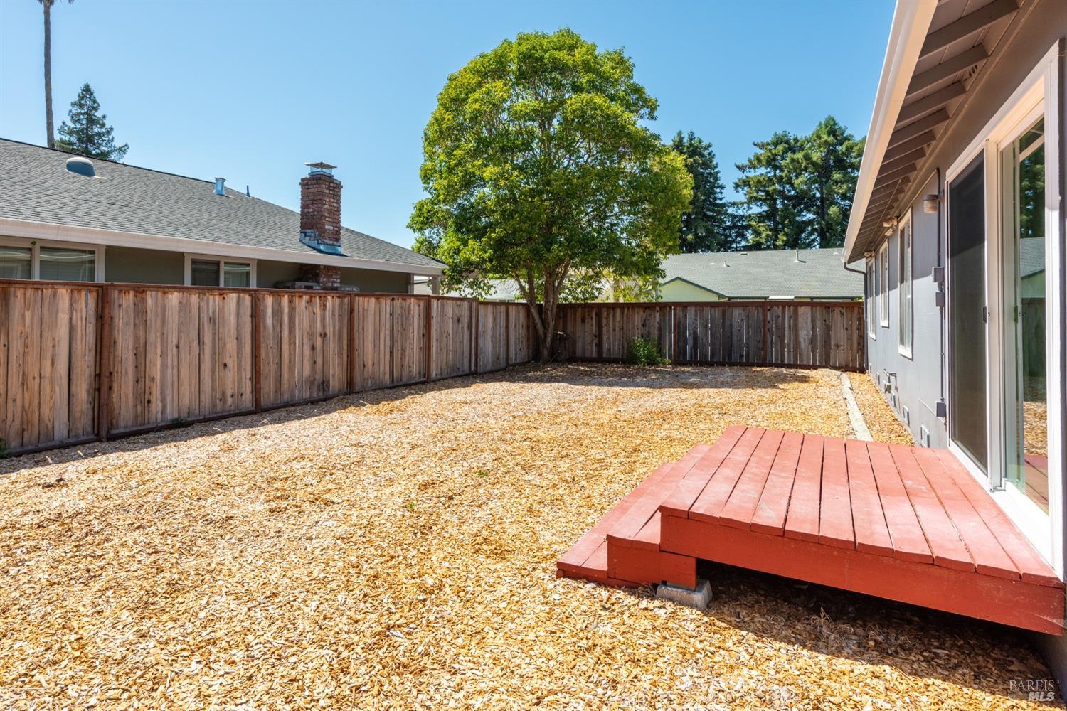Detail Gallery Image 25 of 30 For 1168 Emily Ave, Rohnert Park,  CA 94928 - 4 Beds | 2 Baths