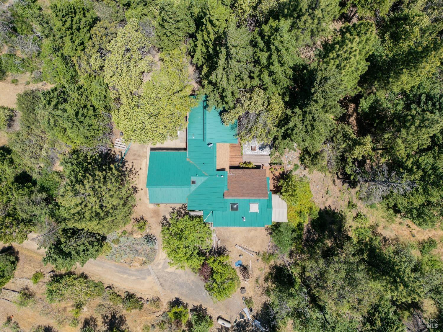 Detail Gallery Image 31 of 83 For 19155 Scenic Dr, Redwood Valley,  CA 95470 - 2 Beds | 2 Baths