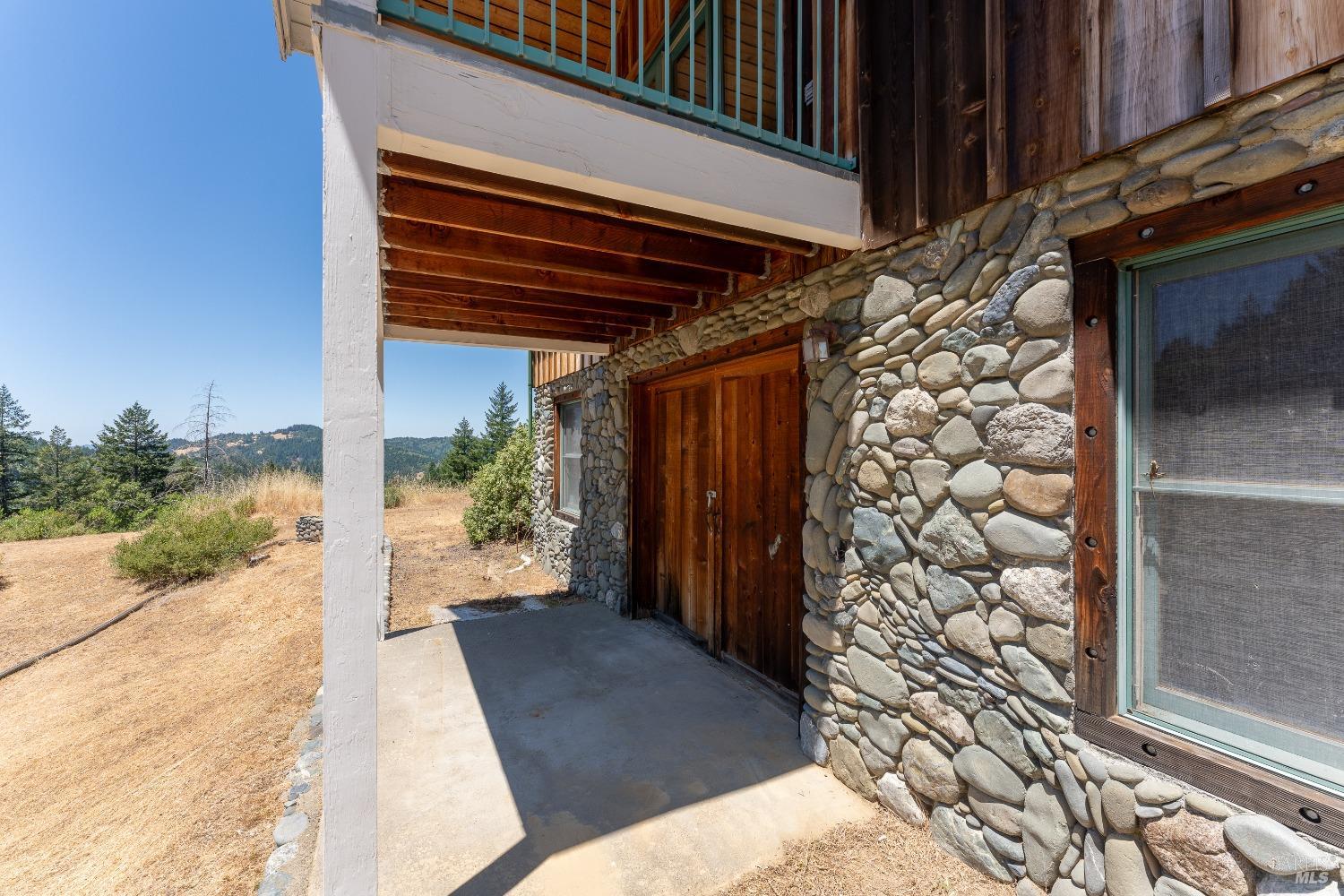 Detail Gallery Image 42 of 83 For 19155 Scenic Dr, Redwood Valley,  CA 95470 - 2 Beds | 2 Baths