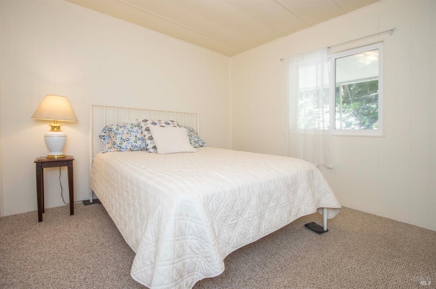 Detail Gallery Image 13 of 33 For 176 Marin Valley Dr, Novato,  CA 94949 - 2 Beds | 2 Baths