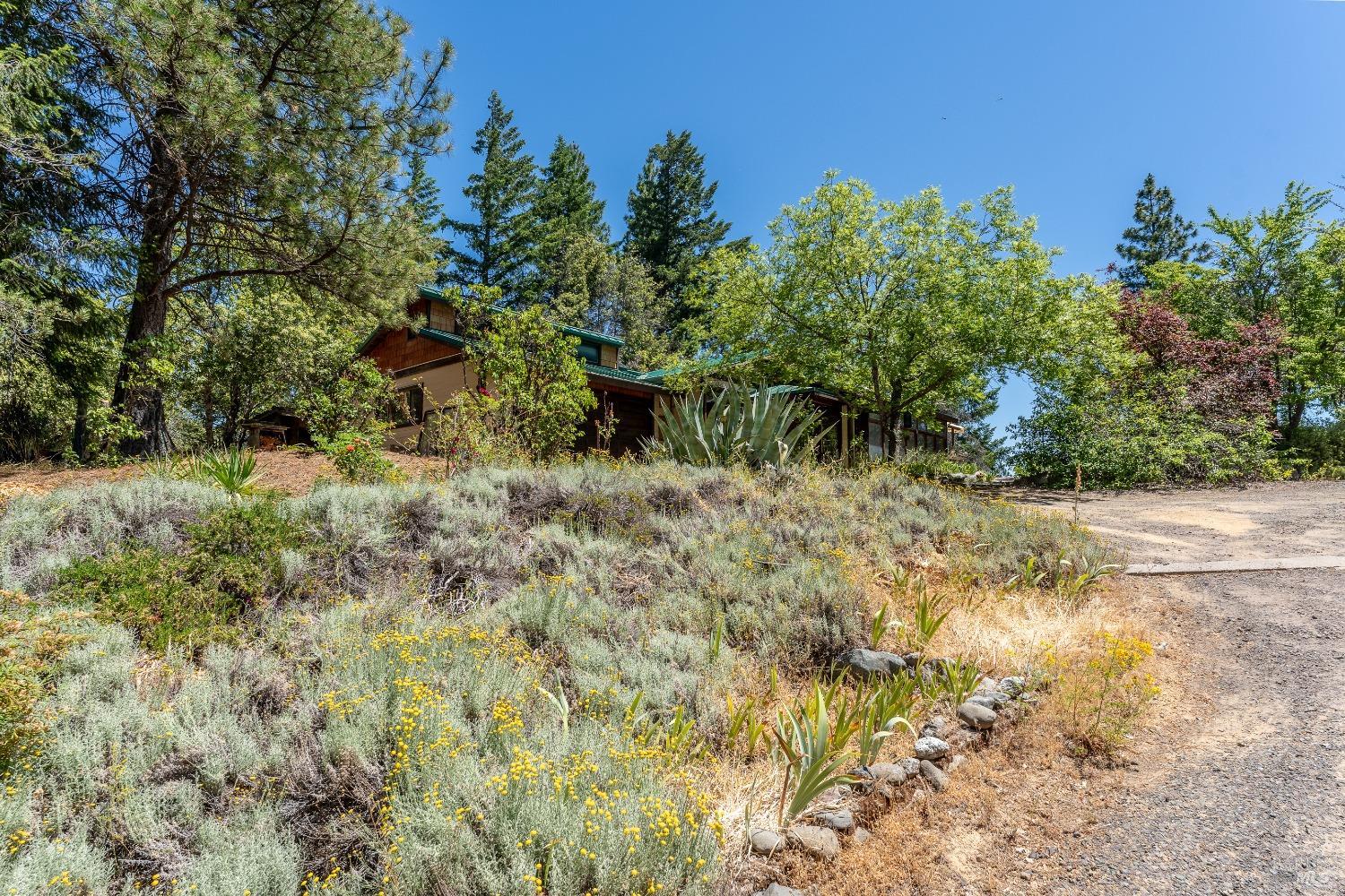 Detail Gallery Image 33 of 83 For 19155 Scenic Dr, Redwood Valley,  CA 95470 - 2 Beds | 2 Baths