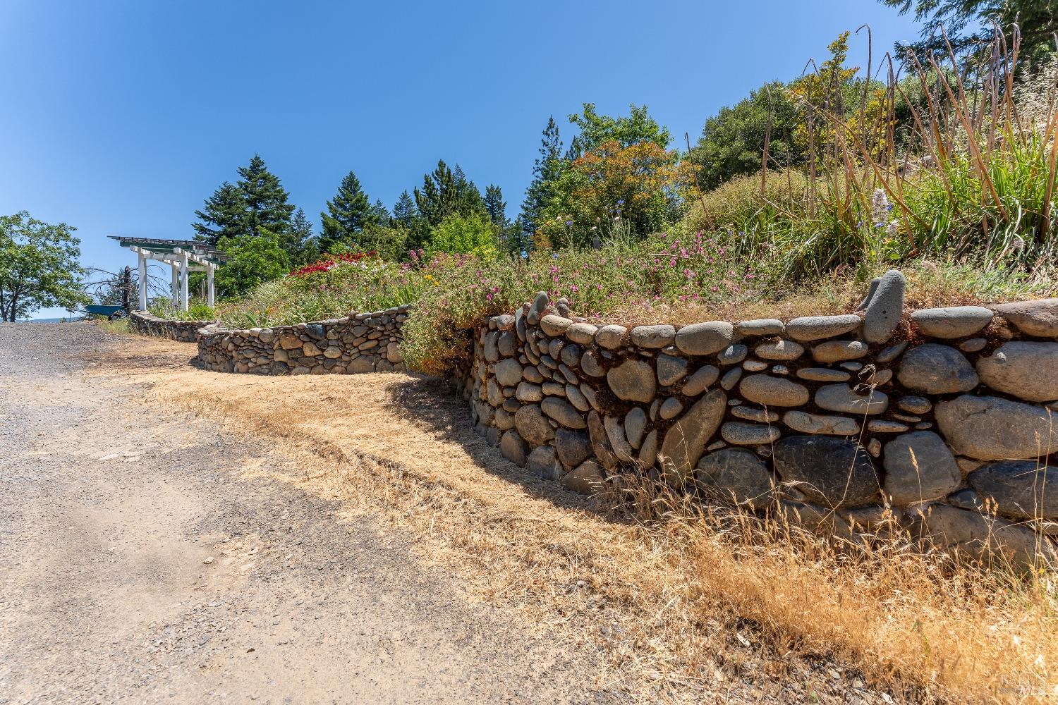 Detail Gallery Image 58 of 83 For 19155 Scenic Dr, Redwood Valley,  CA 95470 - 2 Beds | 2 Baths