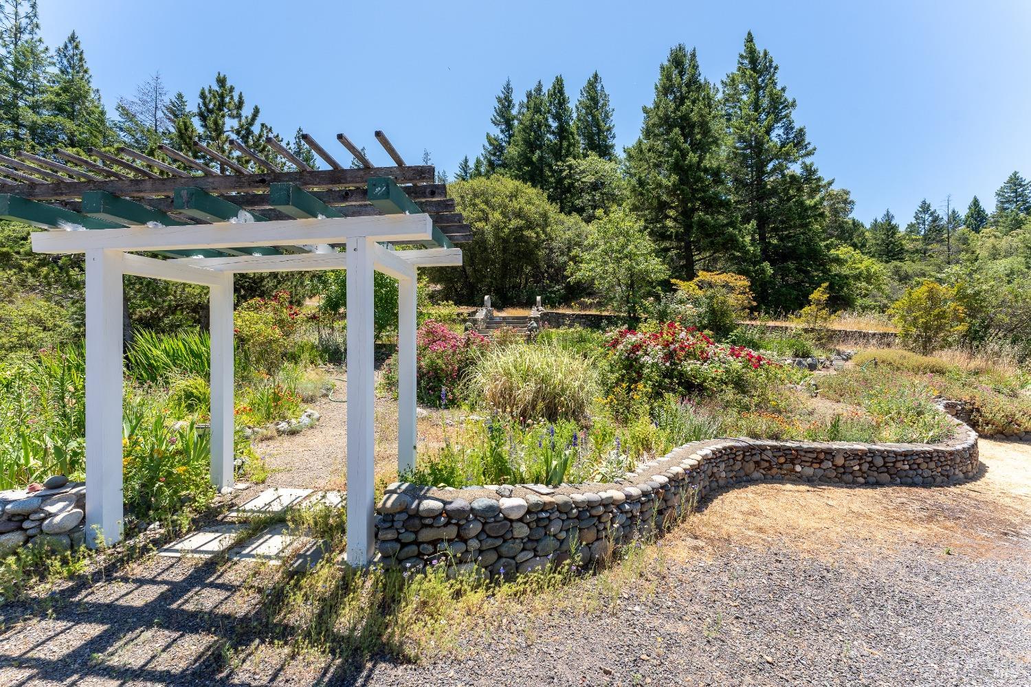 Detail Gallery Image 55 of 83 For 19155 Scenic Dr, Redwood Valley,  CA 95470 - 2 Beds | 2 Baths