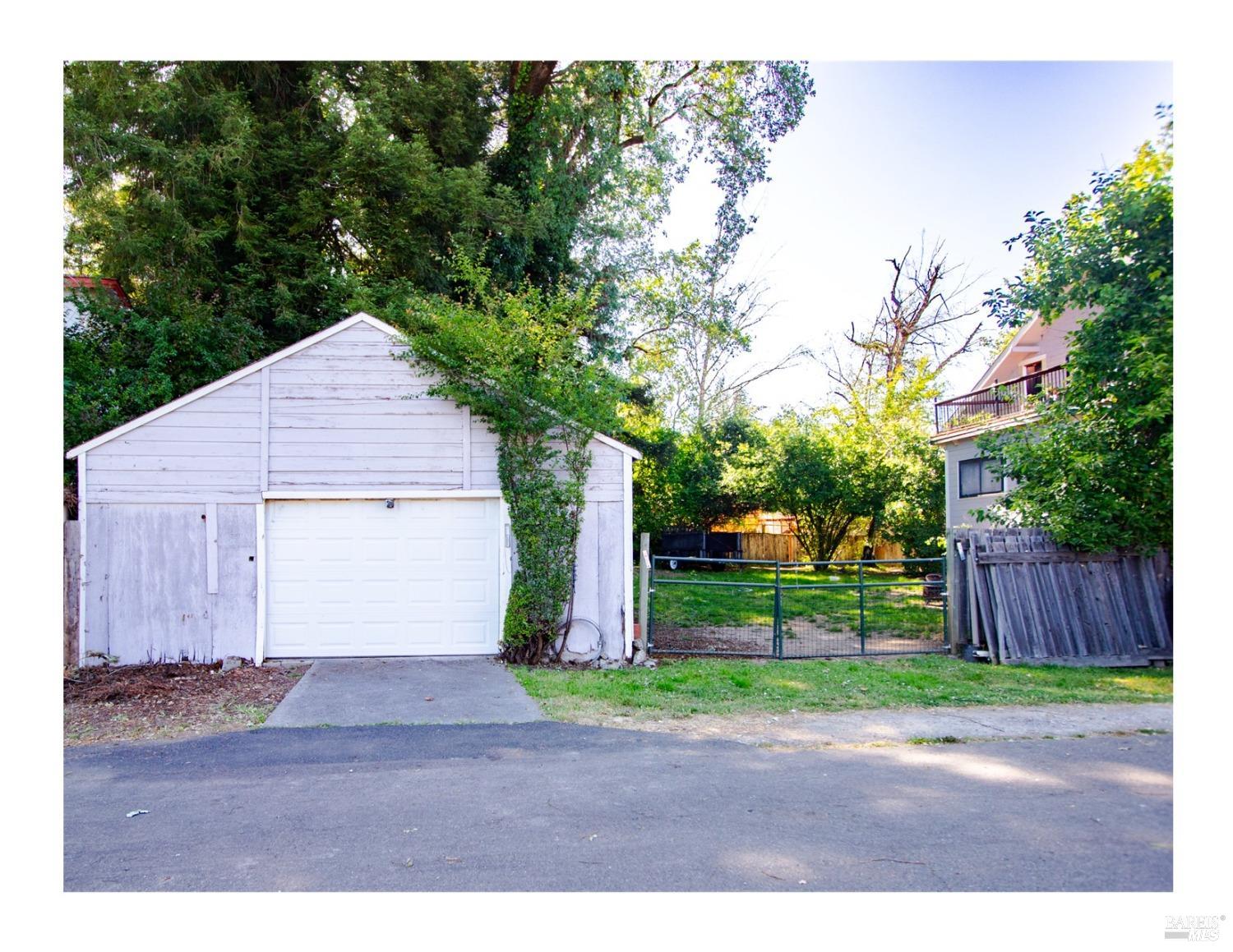 Detail Gallery Image 33 of 37 For 307 Redwood Ave, Willits,  CA 95490 - 5 Beds | 4 Baths