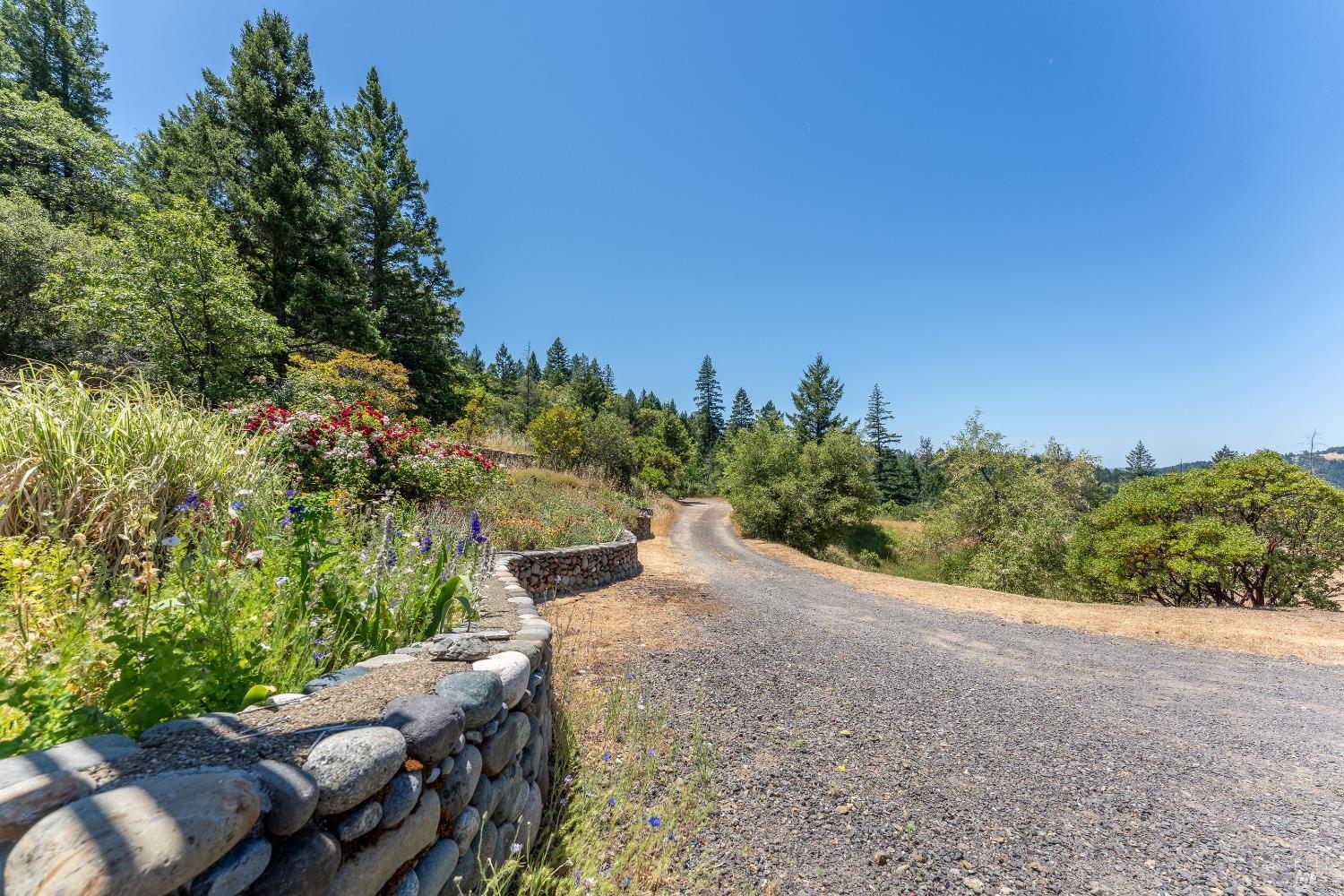 Detail Gallery Image 57 of 83 For 19155 Scenic Dr, Redwood Valley,  CA 95470 - 2 Beds | 2 Baths