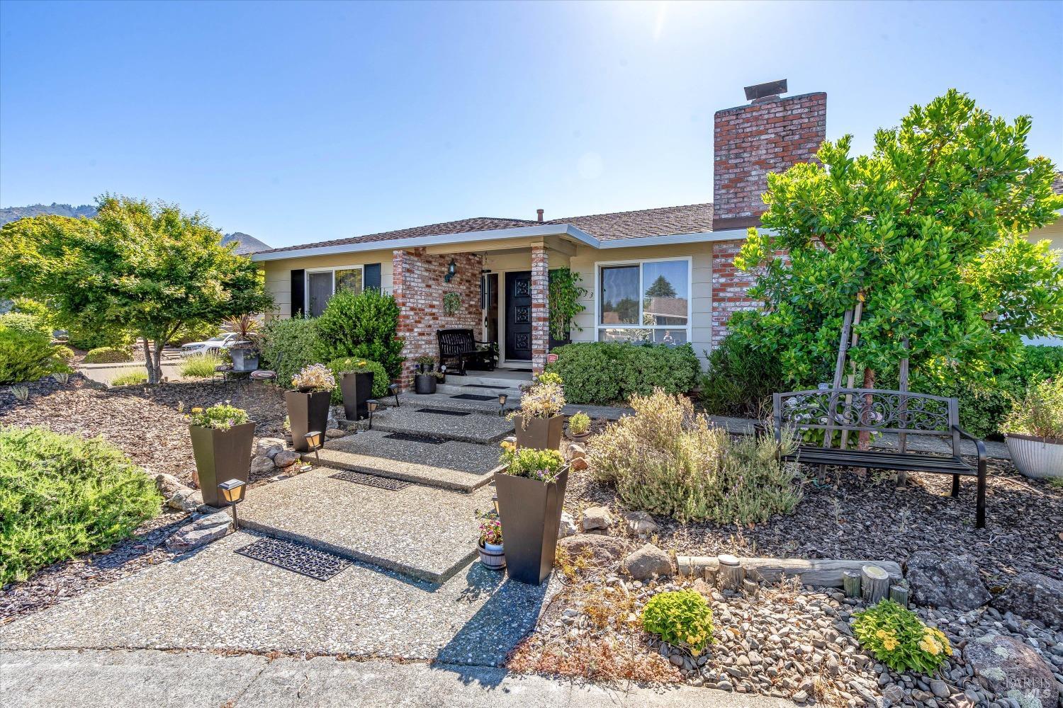 Detail Gallery Image 1 of 1 For 8933 Acorn Pl, Santa Rosa,  CA 95409 - 2 Beds | 2 Baths