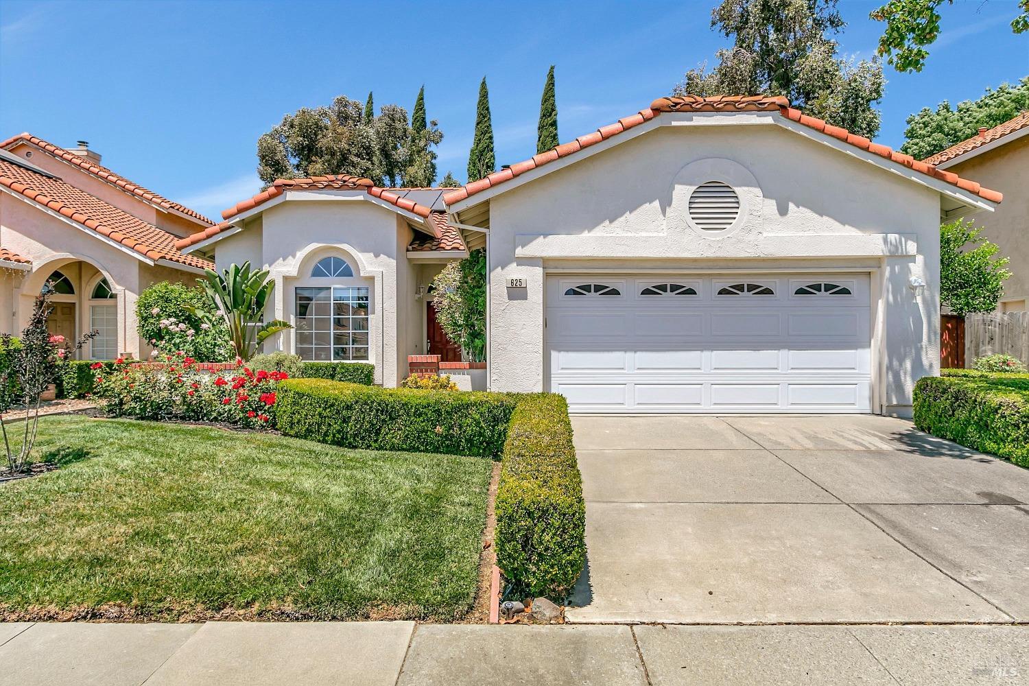 Detail Gallery Image 1 of 1 For 625 Owl Dr, Vacaville,  CA 95687 - 2 Beds | 2 Baths