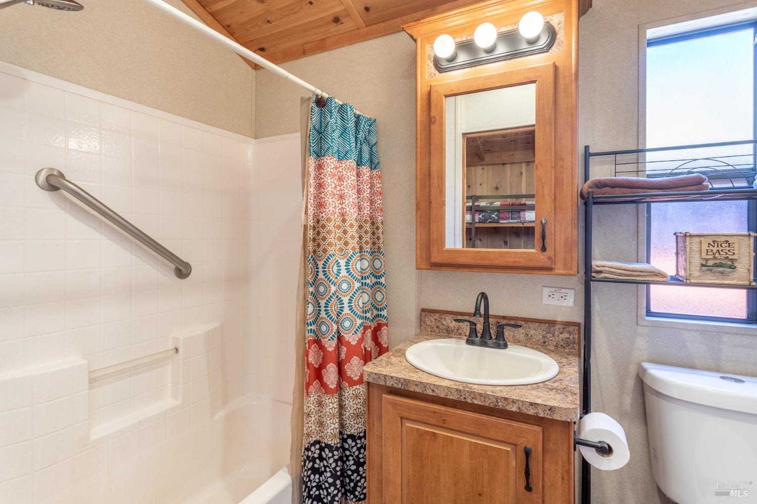 Detail Gallery Image 11 of 19 For 7546 Creekside Mobile Cir 27, Shingletown,  CA 96088 - 1 Beds | 1 Baths