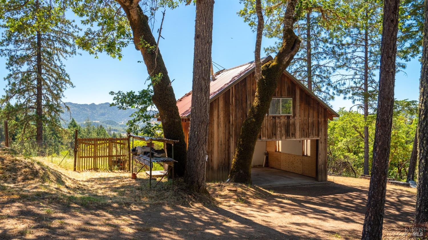 Detail Gallery Image 44 of 64 For 17000 Old Boy Scout Rd, Willits,  CA 95490 - 3 Beds | 2/1 Baths