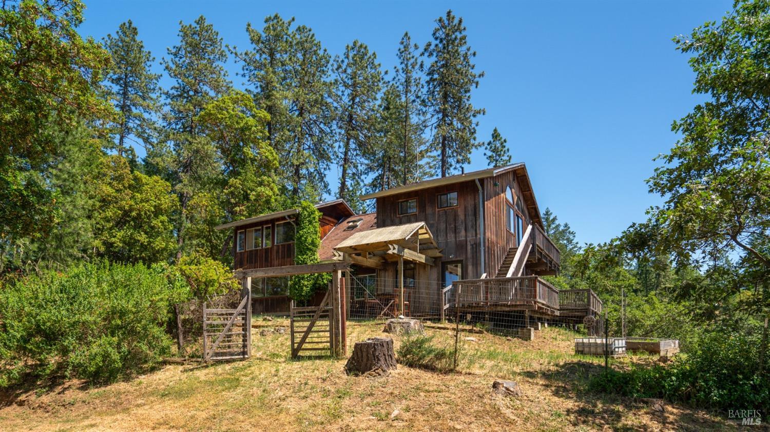 Detail Gallery Image 50 of 64 For 17000 Old Boy Scout Rd, Willits,  CA 95490 - 3 Beds | 2/1 Baths