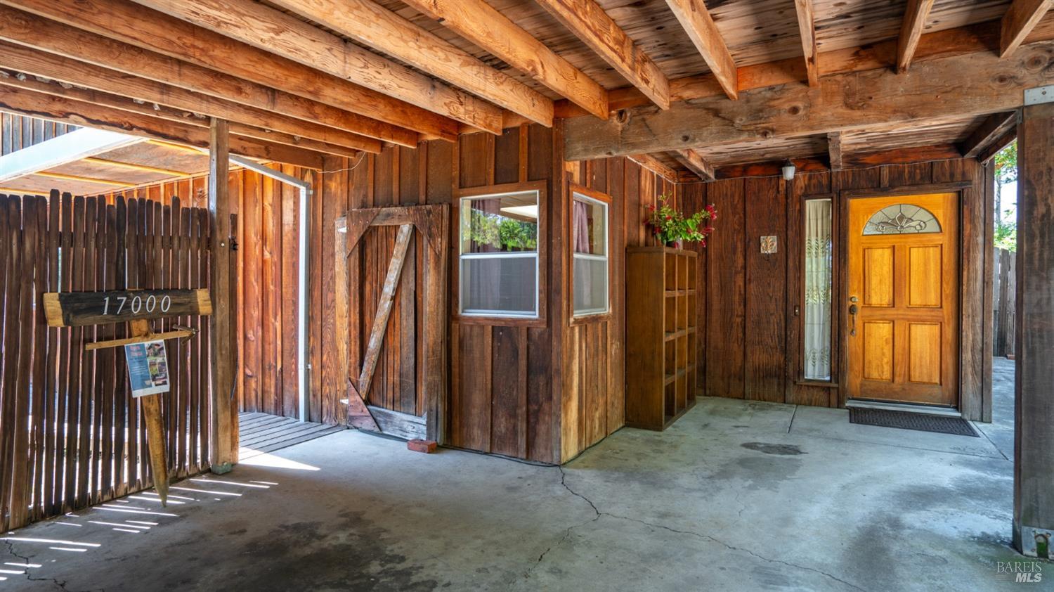 Detail Gallery Image 5 of 64 For 17000 Old Boy Scout Rd, Willits,  CA 95490 - 3 Beds | 2/1 Baths