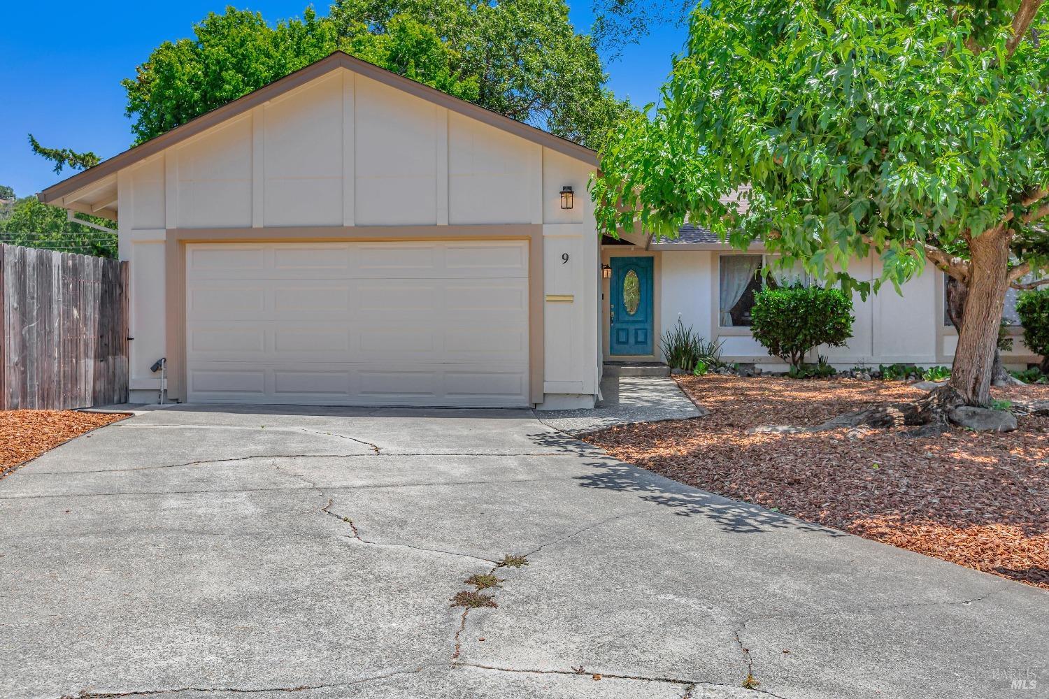 Detail Gallery Image 1 of 44 For 9 Surf Way, Novato,  CA 94945 - 3 Beds | 2 Baths