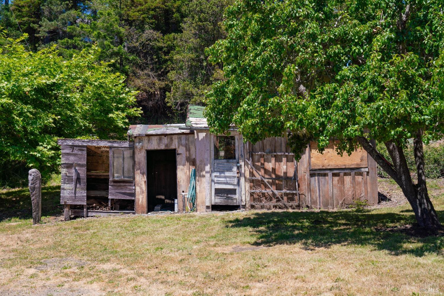 Detail Gallery Image 27 of 30 For 34400 S Highway One Unkn, Gualala,  CA 95445 - 3 Beds | 2 Baths