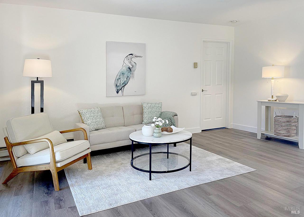 Detail Gallery Image 1 of 1 For 100 Marin Center Dr #44,  San Rafael,  CA 94903 - 1 Beds | 1 Baths