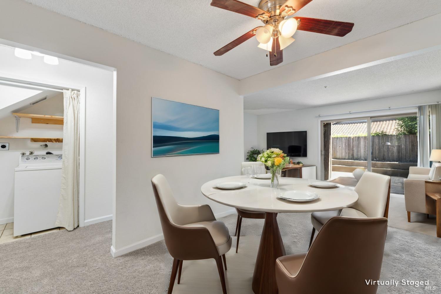 Detail Gallery Image 1 of 43 For 1566 Parkway Dr, Rohnert Park,  CA 94928 - 2 Beds | 1/1 Baths