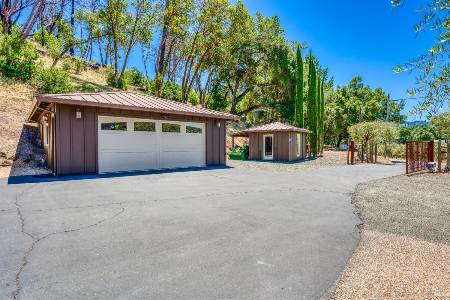 Detail Gallery Image 61 of 68 For 3860 Silverado Trl, Calistoga,  CA 94515 - 5 Beds | 4 Baths