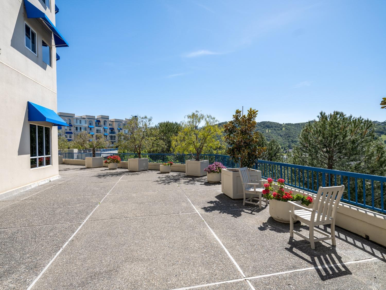 Detail Gallery Image 36 of 37 For 100 Thorndale Dr #403,  San Rafael,  CA 94903 - 1 Beds | 1 Baths