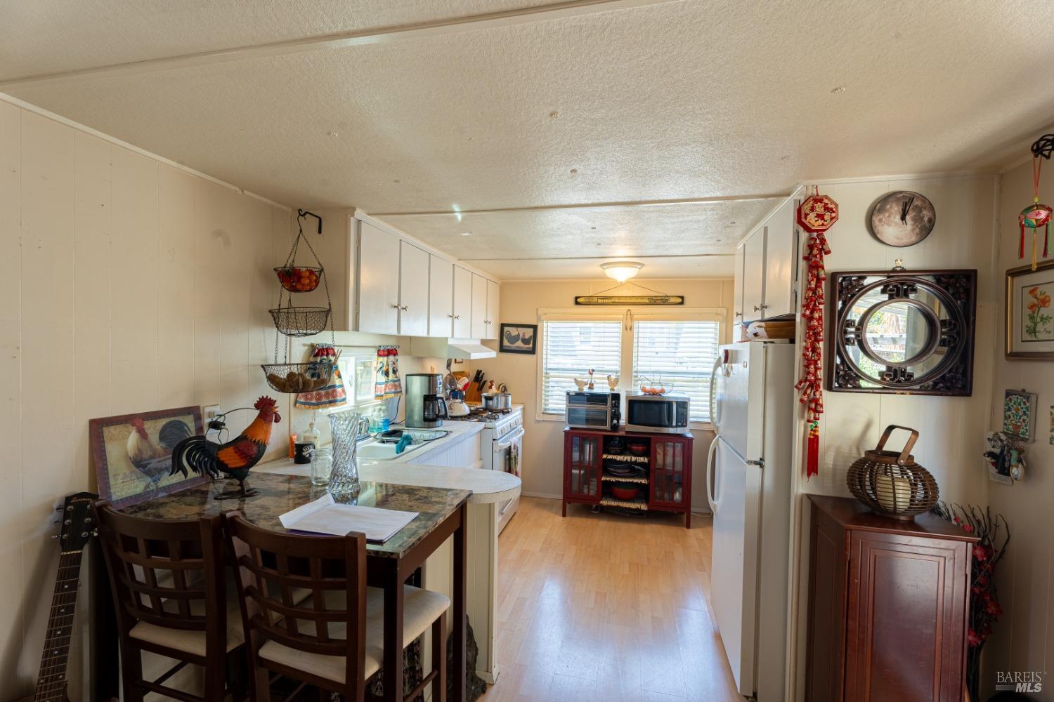 Detail Gallery Image 11 of 25 For 560 30th Ave 9, Santa Cruz,  CA 95062 - 1 Beds | 1 Baths
