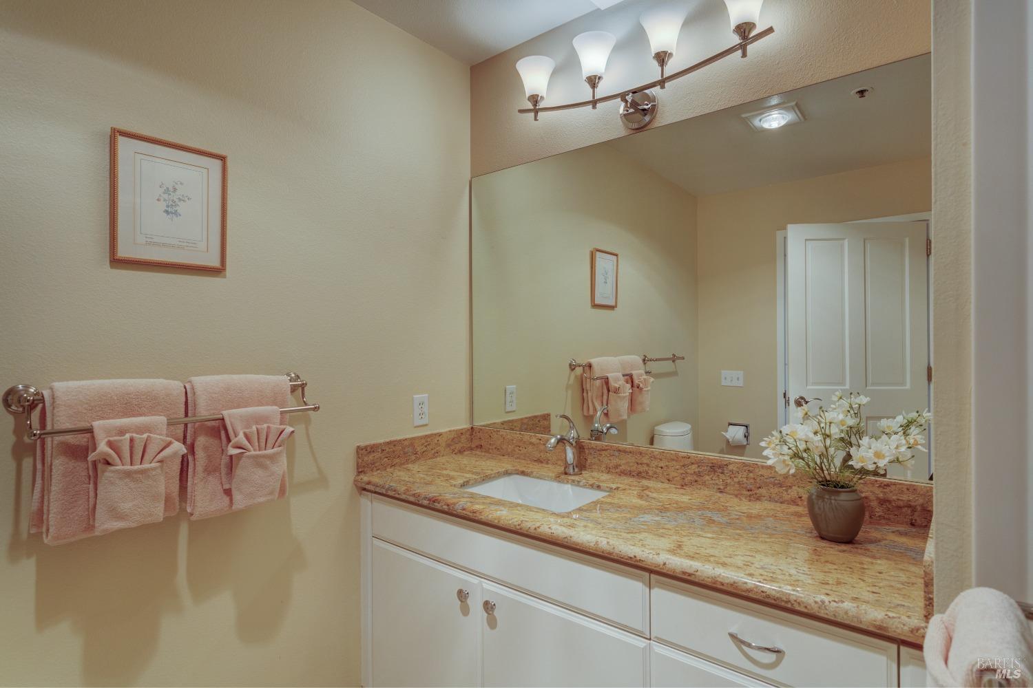 Detail Gallery Image 11 of 37 For 100 Thorndale Dr #403,  San Rafael,  CA 94903 - 1 Beds | 1 Baths