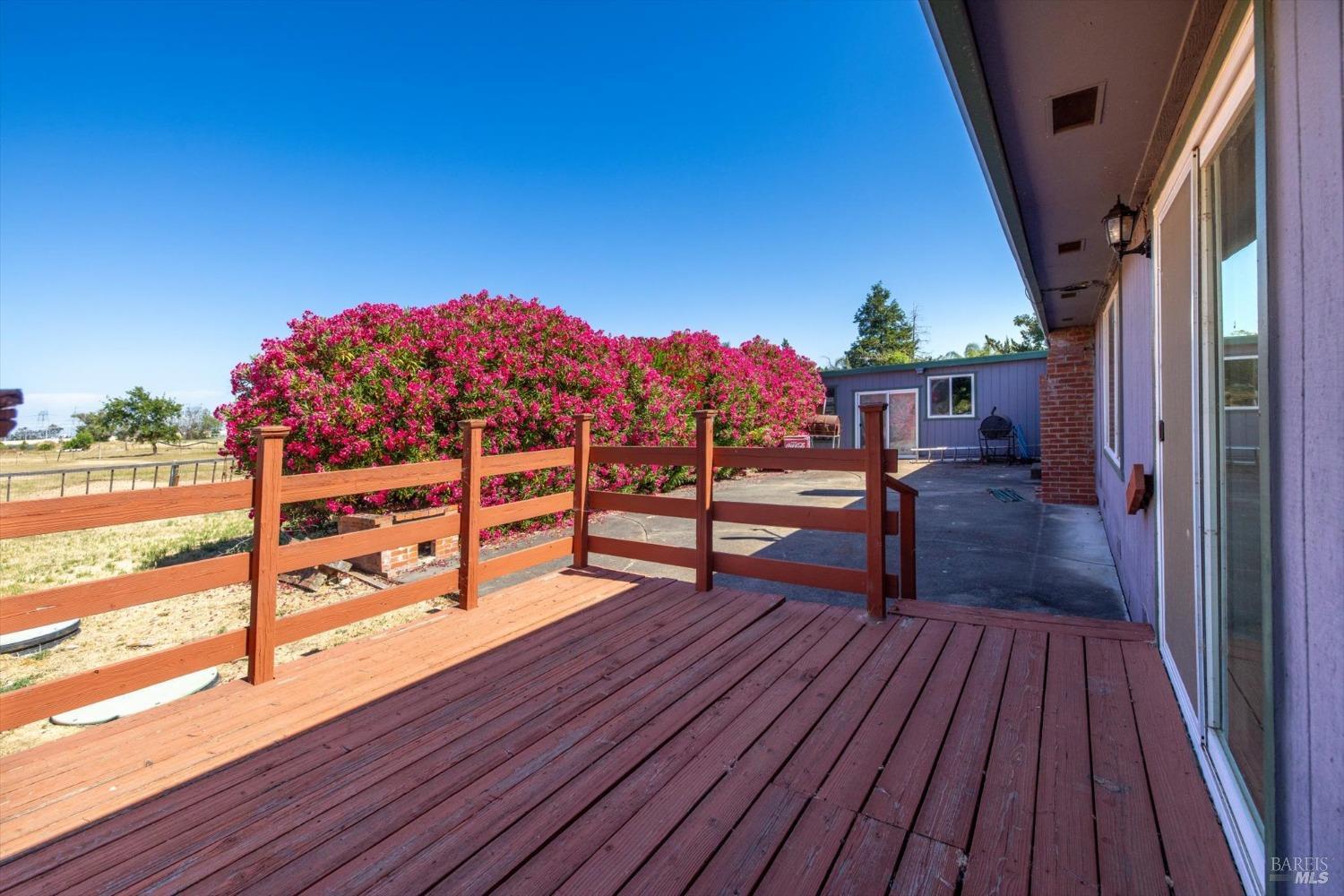 Detail Gallery Image 20 of 49 For 7046 Mills Ln, Vacaville,  CA 95688 - 3 Beds | 2/1 Baths