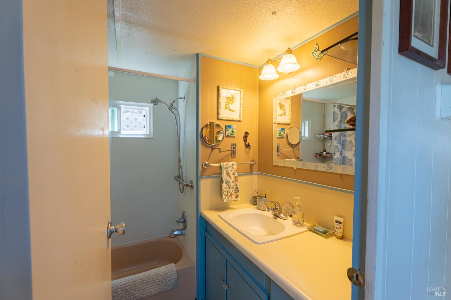 Detail Gallery Image 20 of 25 For 560 30th Ave 9, Santa Cruz,  CA 95062 - 1 Beds | 1 Baths