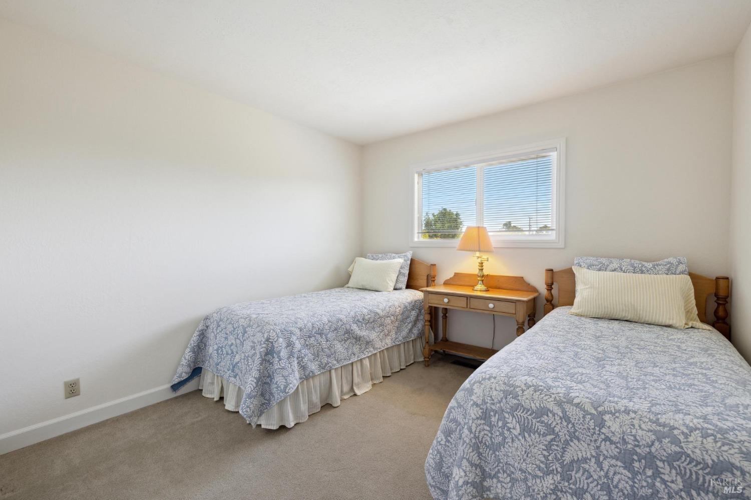 Detail Gallery Image 23 of 33 For 175 Apollo Ct, Novato,  CA 94947 - 4 Beds | 2/1 Baths