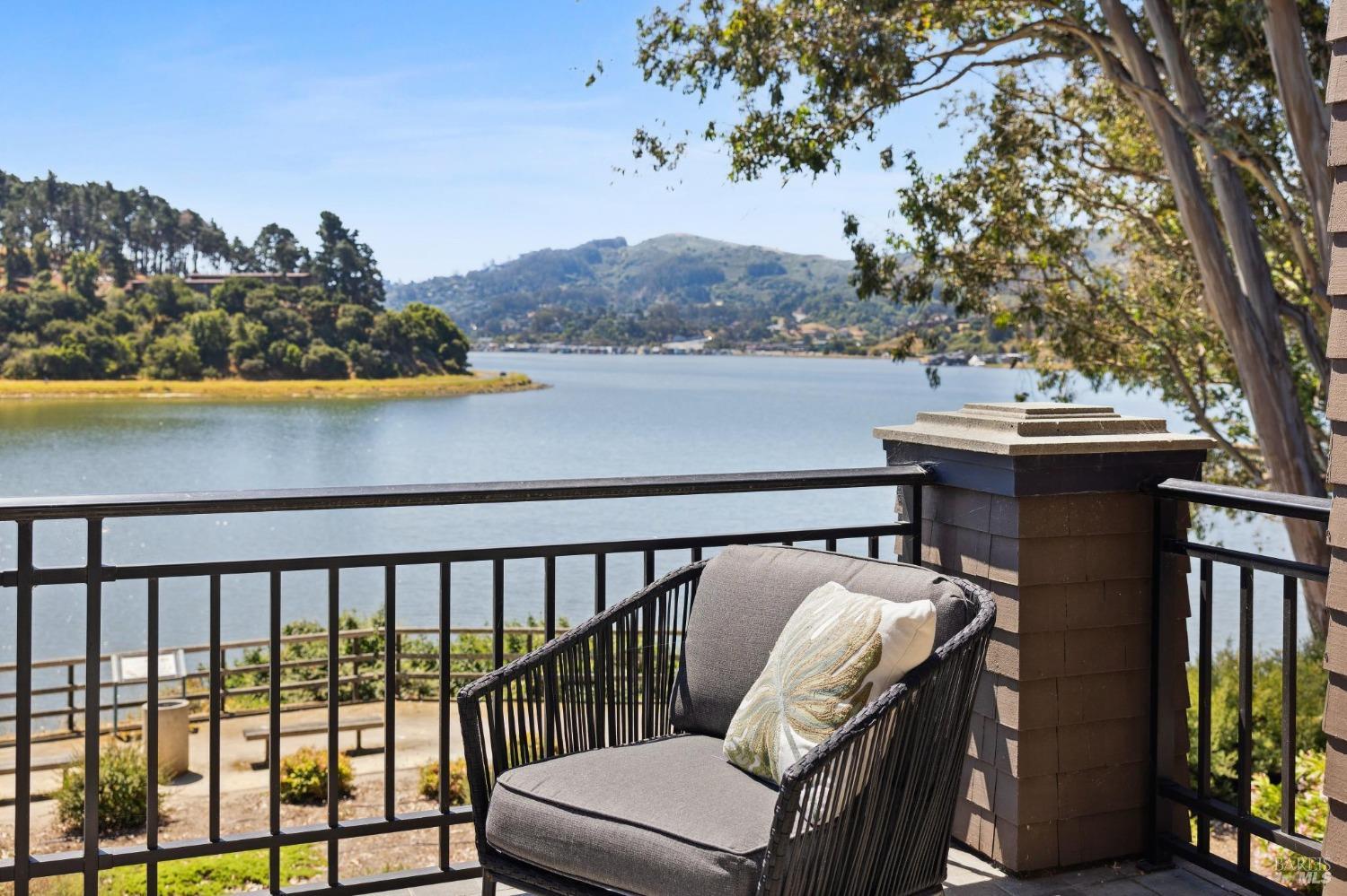 Detail Gallery Image 1 of 71 For 84 De Silva Island Dr, Mill Valley,  CA 94941 - 3 Beds | 2/1 Baths