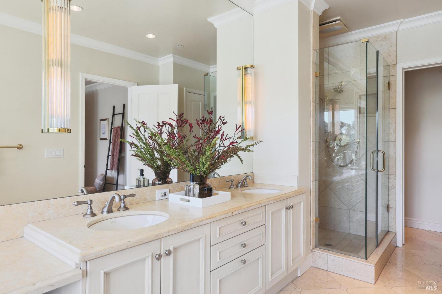 Detail Gallery Image 52 of 71 For 84 De Silva Island Dr, Mill Valley,  CA 94941 - 3 Beds | 2/1 Baths