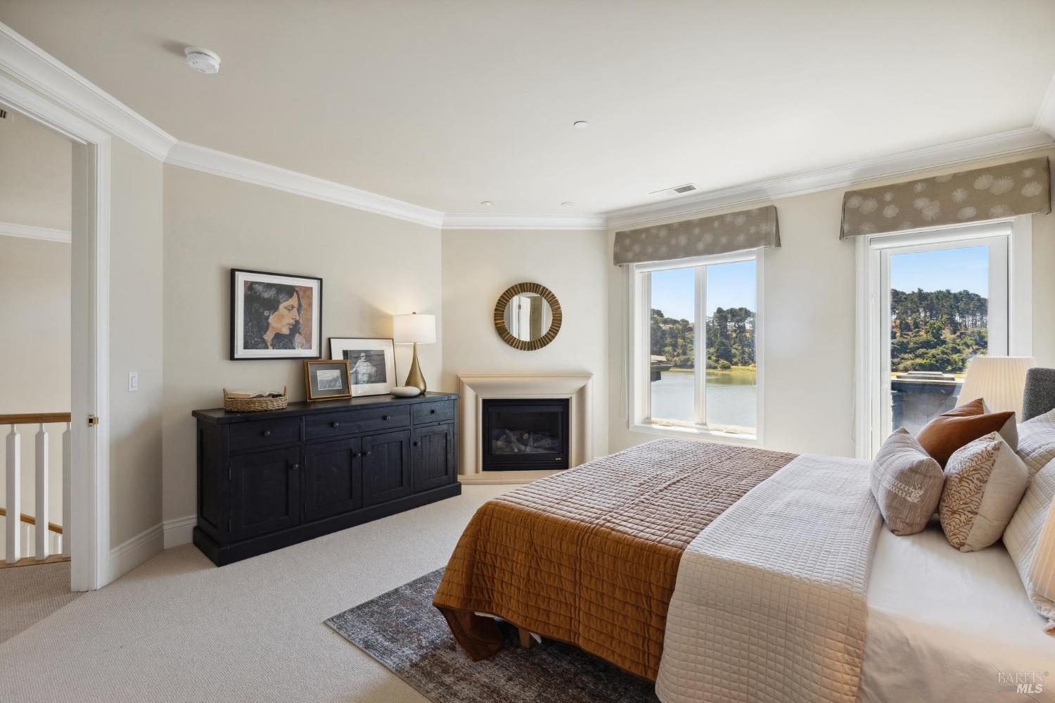 Detail Gallery Image 43 of 71 For 84 De Silva Island Dr, Mill Valley,  CA 94941 - 3 Beds | 2/1 Baths