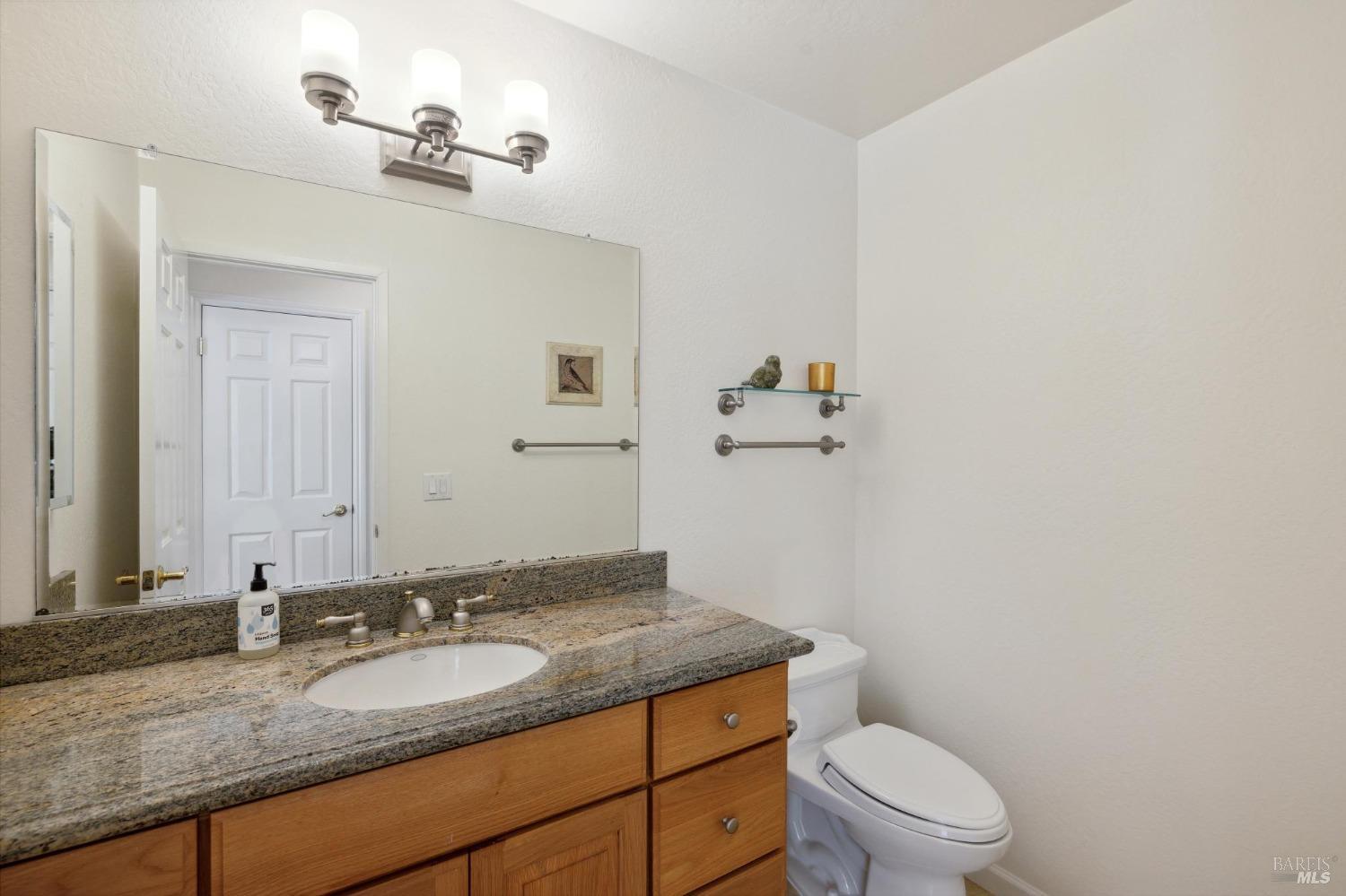 Detail Gallery Image 25 of 33 For 175 Apollo Ct, Novato,  CA 94947 - 4 Beds | 2/1 Baths