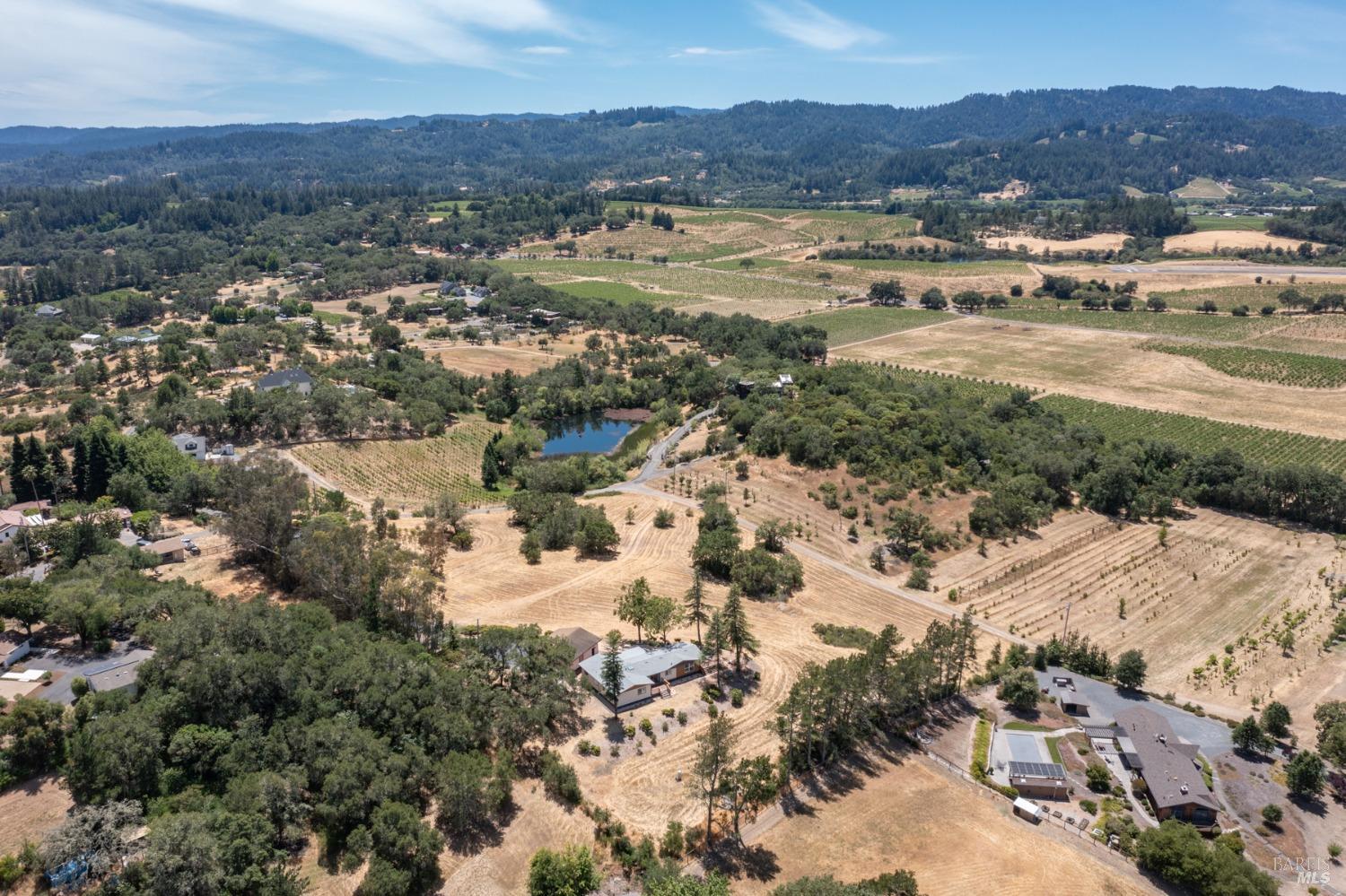 Detail Gallery Image 60 of 74 For 1676 Chiquita Rd, Healdsburg,  CA 95448 - 3 Beds | 2/1 Baths