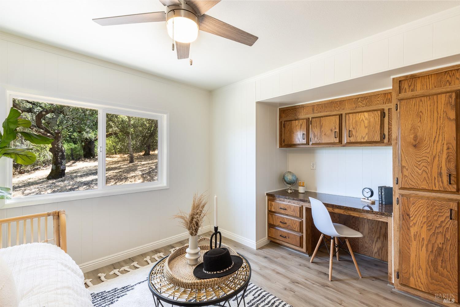 Detail Gallery Image 32 of 74 For 1676 Chiquita Rd, Healdsburg,  CA 95448 - 3 Beds | 2/1 Baths