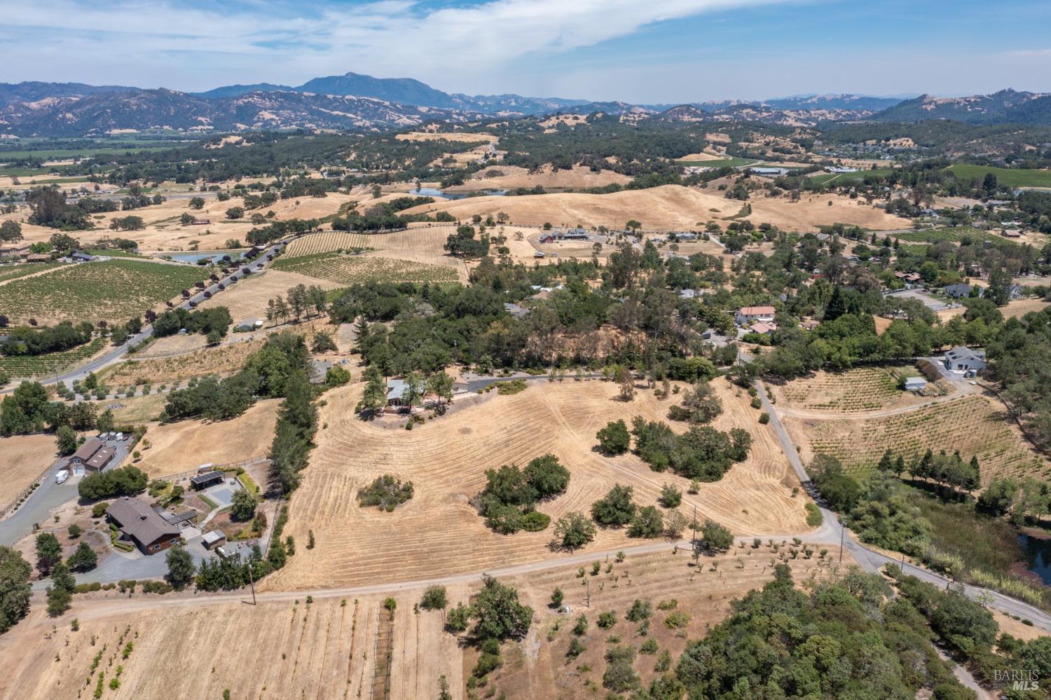 Detail Gallery Image 72 of 74 For 1676 Chiquita Rd, Healdsburg,  CA 95448 - 3 Beds | 2/1 Baths