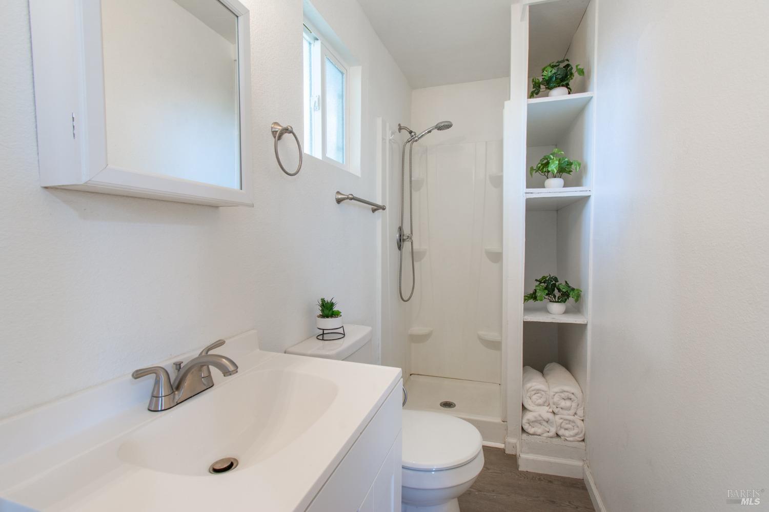 Detail Gallery Image 39 of 54 For 439 N Washington St, Dixon,  CA 95620 - 3 Beds | 2 Baths