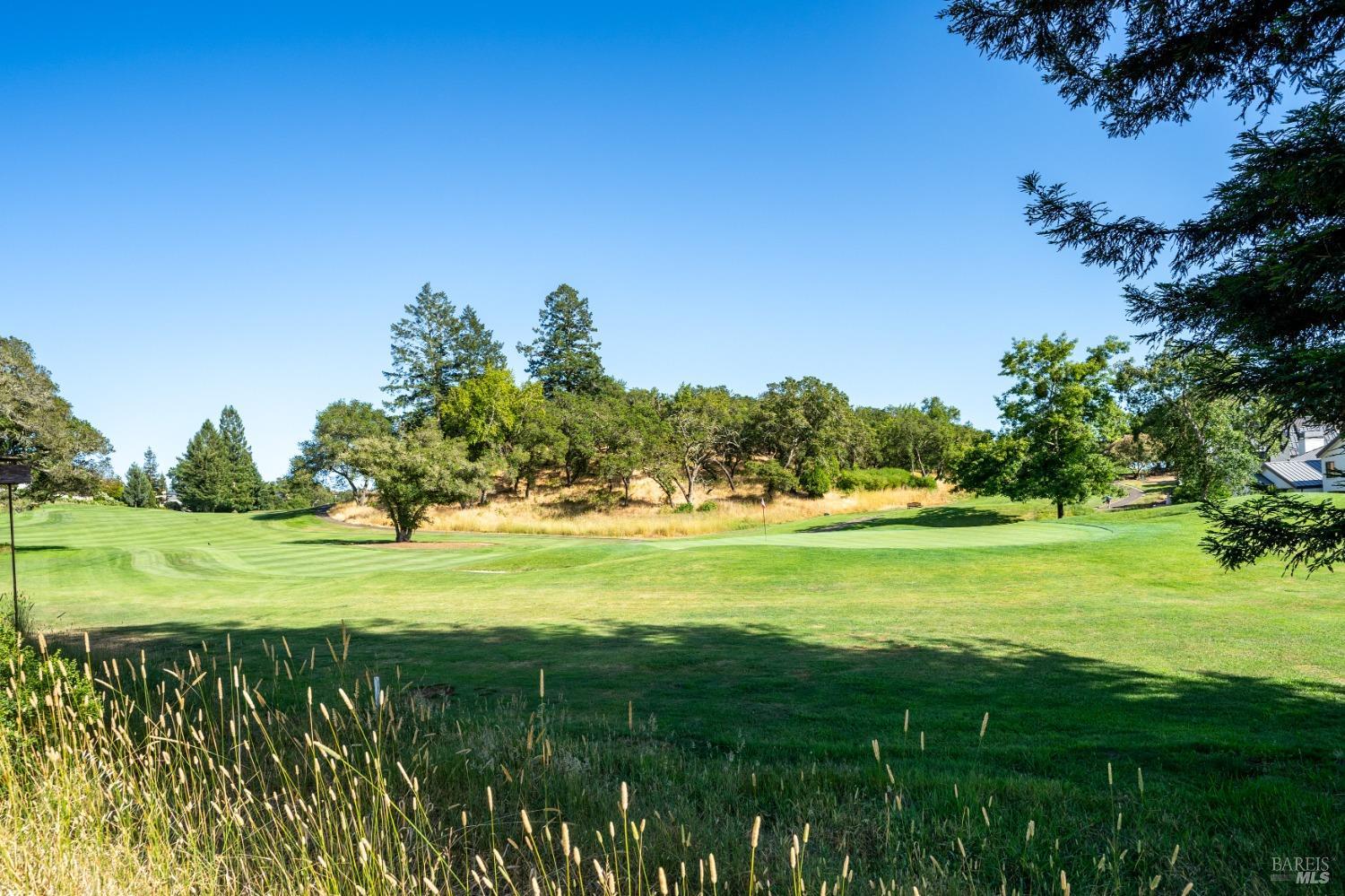 Detail Gallery Image 44 of 45 For 2015 Stonefield Ln, Santa Rosa,  CA 95403 - 3 Beds | 2/1 Baths