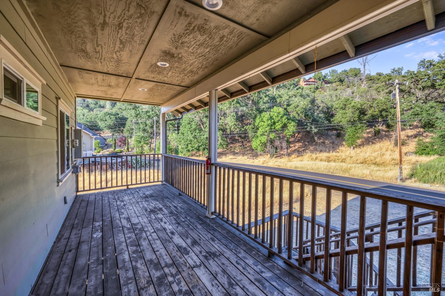 Detail Gallery Image 6 of 30 For 19959 Mountain Meadow Unkn, Hidden Valley Lake,  CA 95467 - 3 Beds | 2 Baths