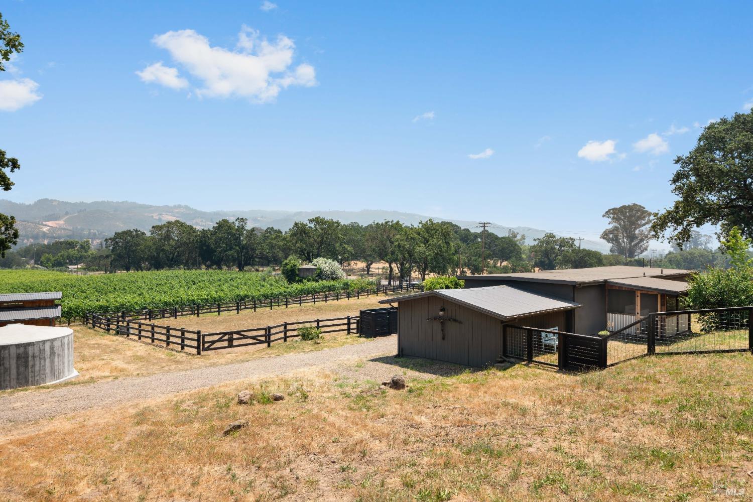 Detail Gallery Image 30 of 46 For 11990 Henno Ranch Rd, Glen Ellen,  CA 95442 - 4 Beds | 3/1 Baths