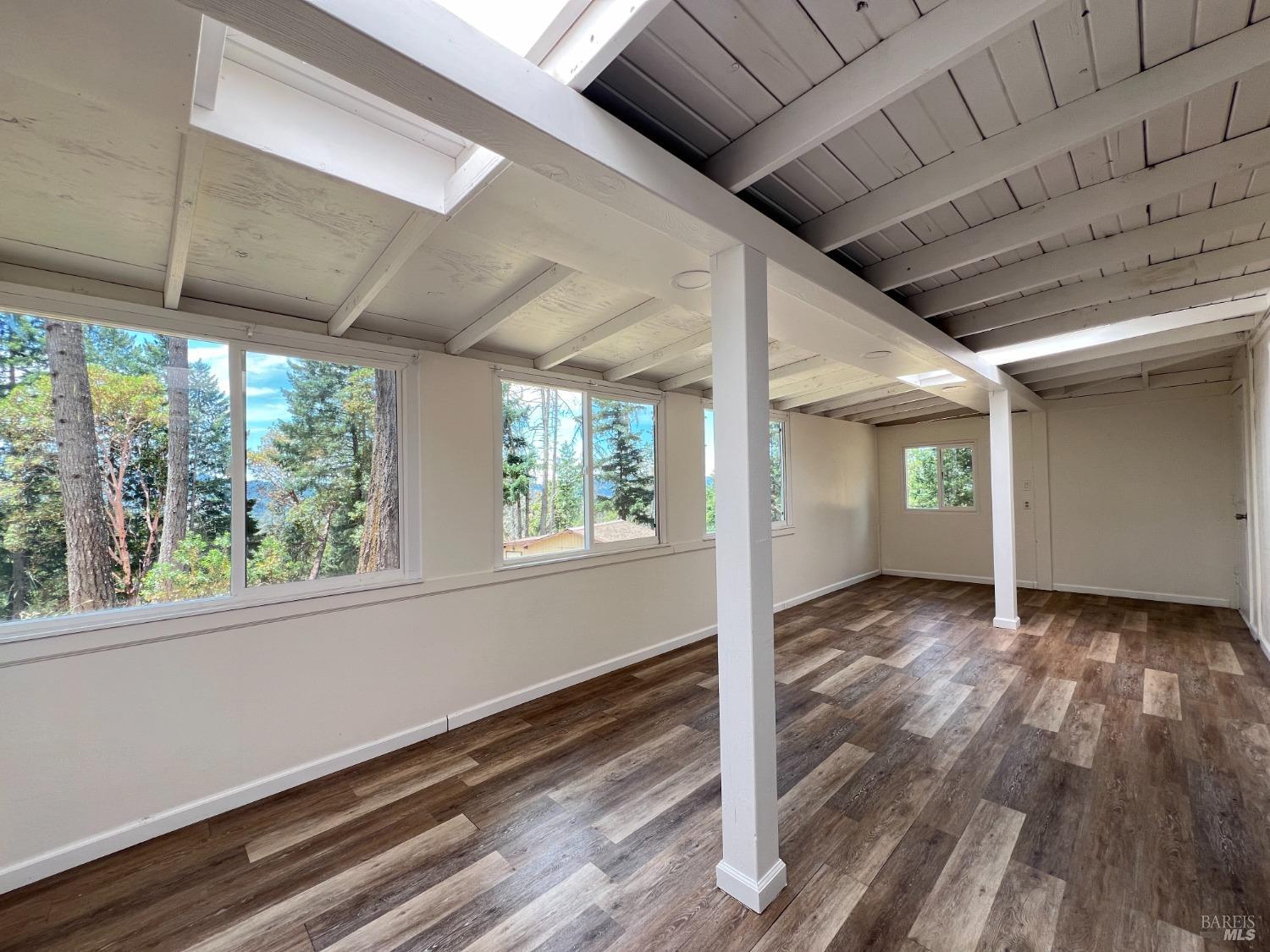 Detail Gallery Image 13 of 42 For 3711 Ridgewood Rd, Willits,  CA 95490 - 4 Beds | 2 Baths