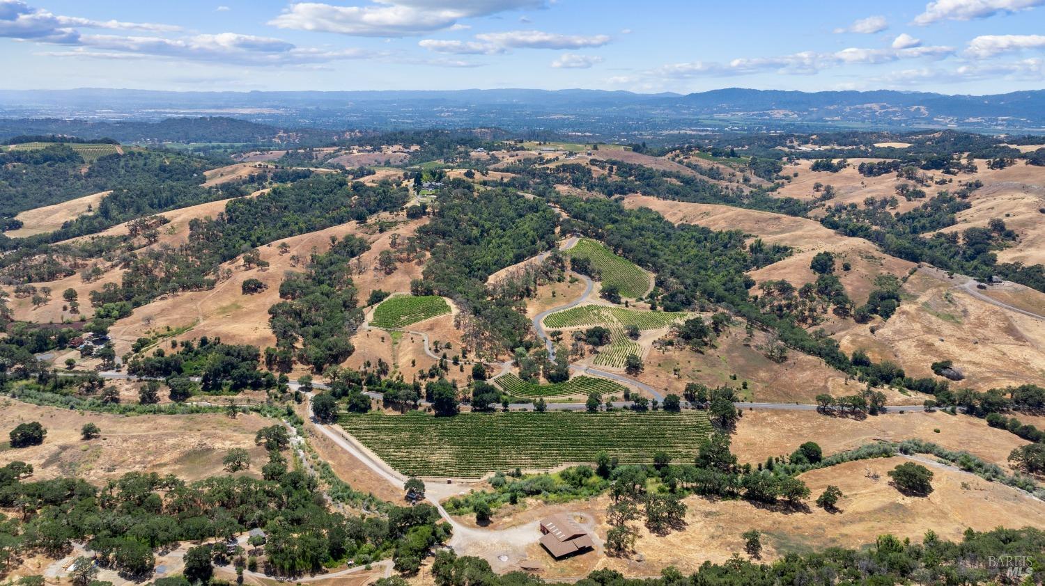 Detail Gallery Image 80 of 97 For 12111 Chalk Hill Rd, Healdsburg,  CA 95448 - 4 Beds | 4/2 Baths