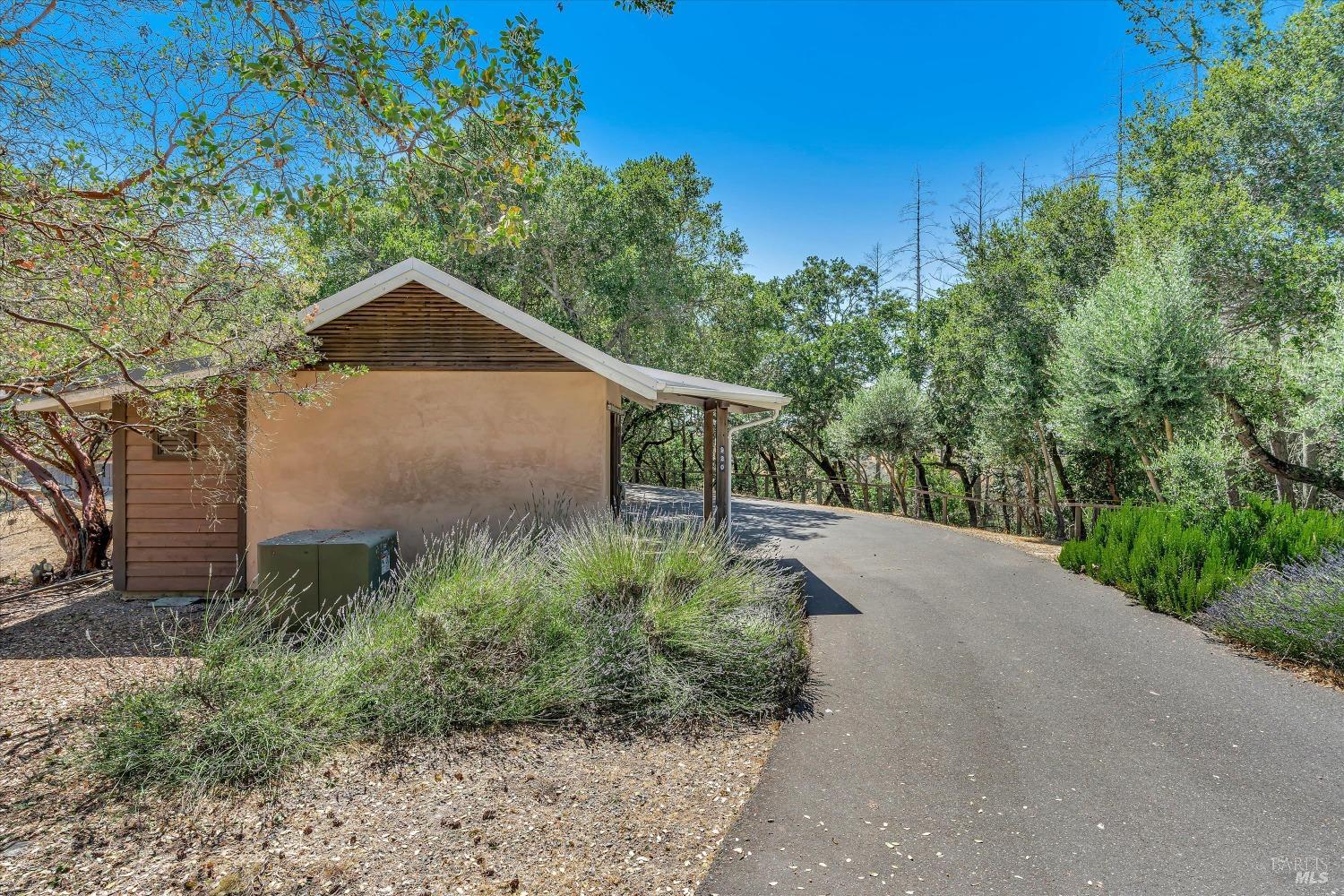 Detail Gallery Image 31 of 47 For 920 Torac Rd, Santa Rosa,  CA 95409 - 2 Beds | 1 Baths