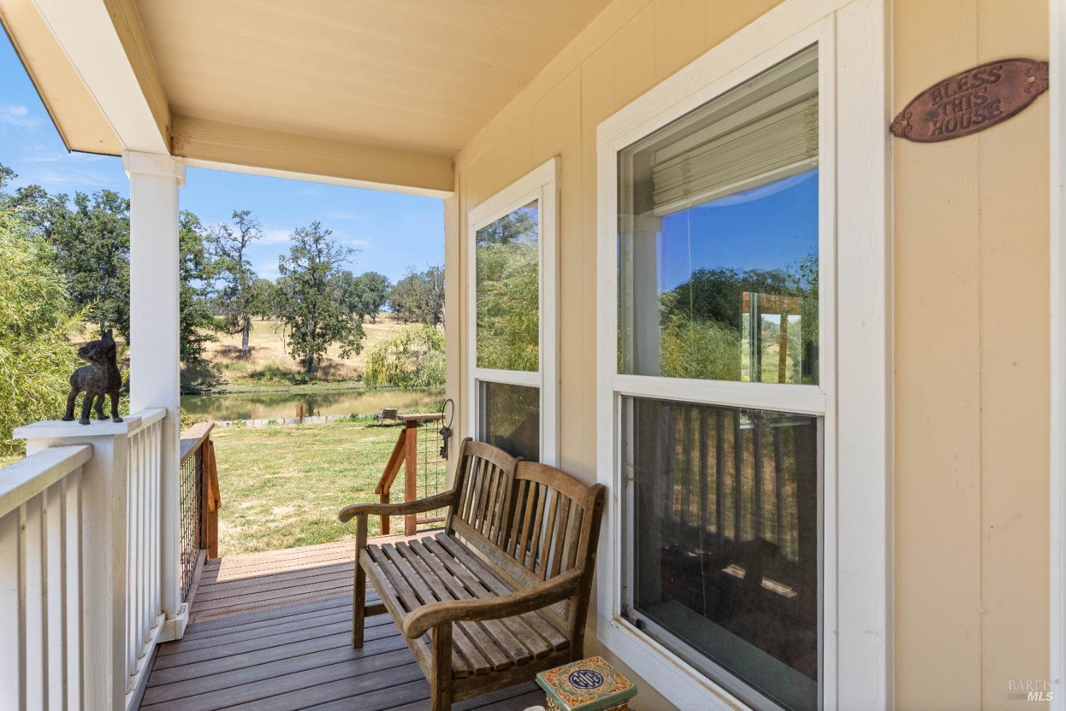 Detail Gallery Image 6 of 49 For 8471 Quarterhorse Ln, Lower Lake,  CA 95457 - 3 Beds | 2 Baths