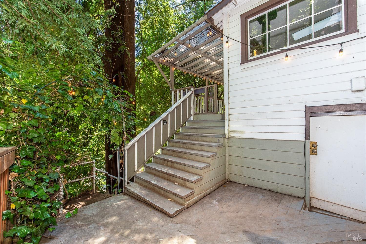 Detail Gallery Image 18 of 29 For 14091 Old Cazadero Rd, Guerneville,  CA 95446 - – Beds | – Baths