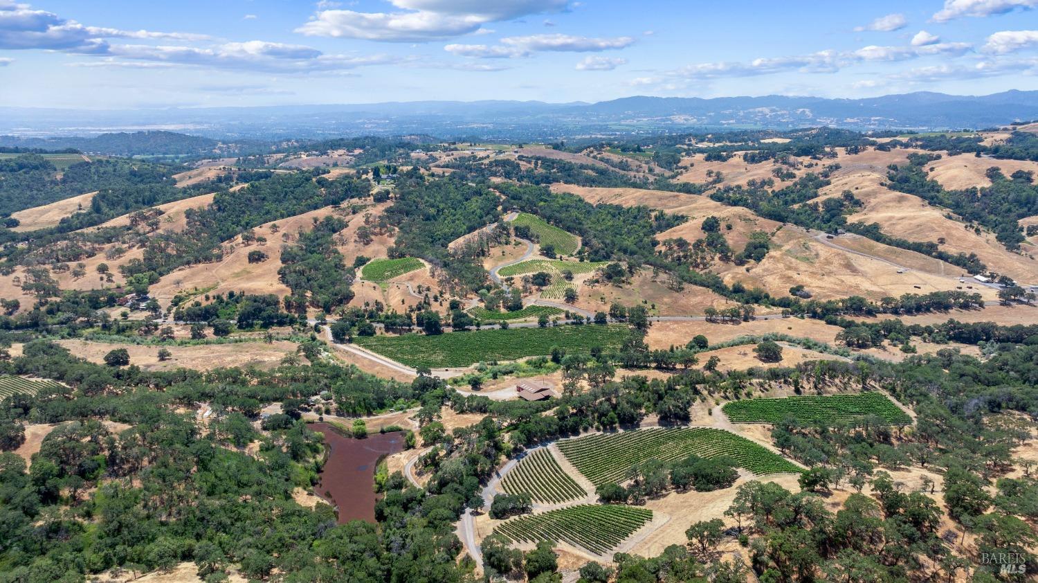 Detail Gallery Image 79 of 97 For 12111 Chalk Hill Rd, Healdsburg,  CA 95448 - 4 Beds | 4/2 Baths